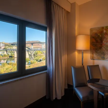 Gale Collection Douro Lamego