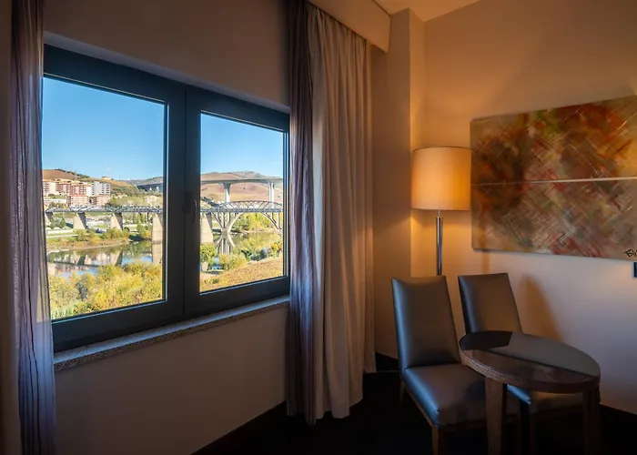 Gale Collection Douro Lamego